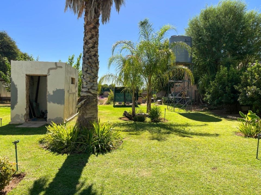 2 Bedroom Property for Sale in Upington Rural Northern Cape